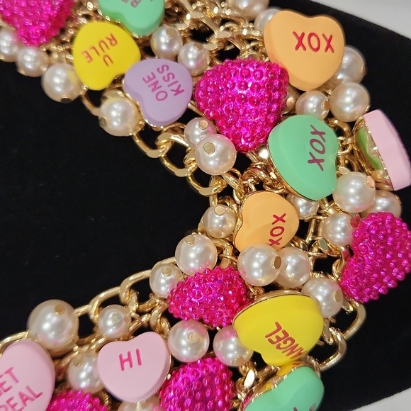 🔹️Betsey Johnson 🔹️Think Pink  Swwetheart Candy XO Statement Necklace  💛✨️💗 - Picture 8 of 11